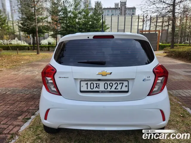 Chevrolet Spark 2016 1.0 автомат (гидро), миниатюра 3
