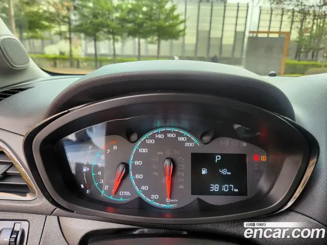 Chevrolet Spark 2016 1.0 автомат (гидро), миниатюра 10