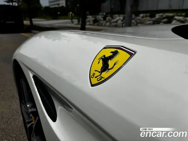 Ferrari California 2017 3.9 автомат (гидро), миниатюра 1