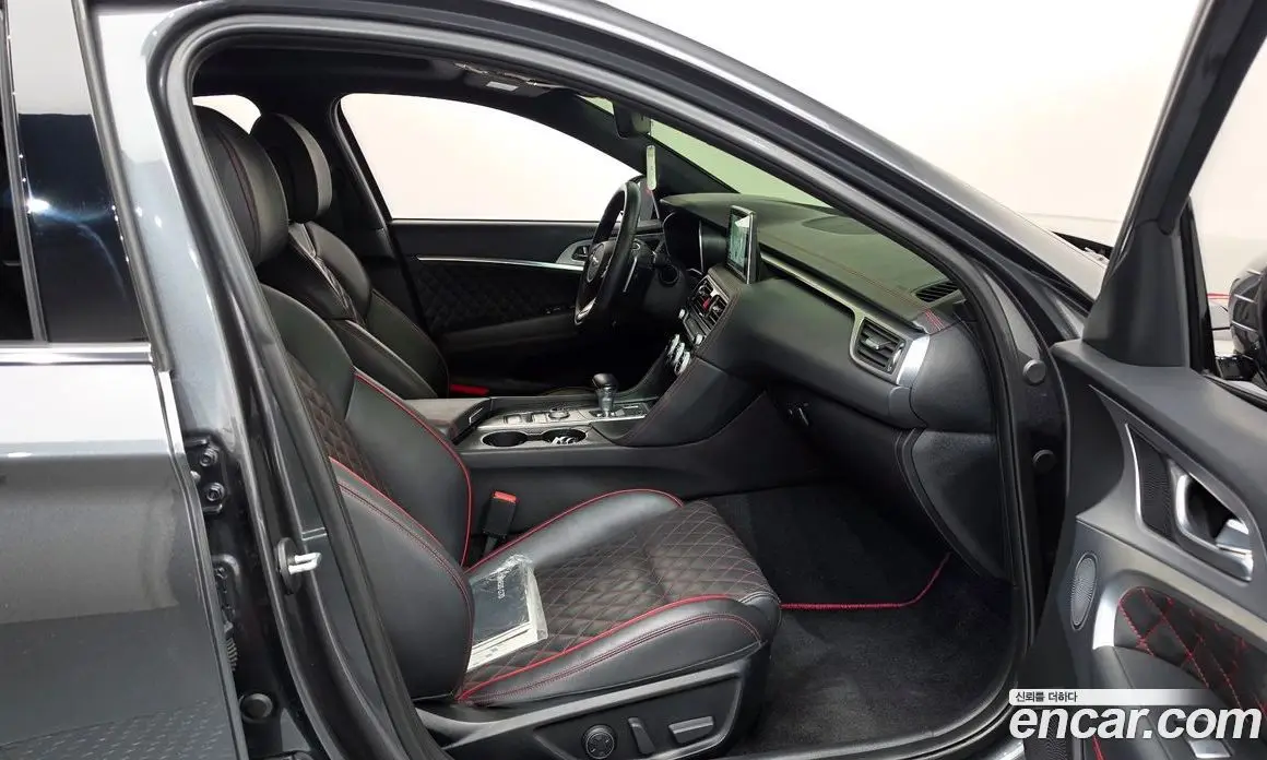 Genesis G70 2019 3.3 автомат (гидро), фото 16