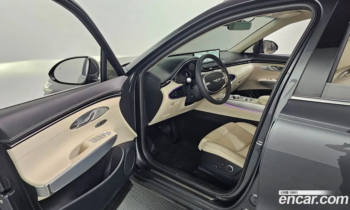 Genesis GV70 2021 2.5 автомат (гидро), фото 11 Genesis GV70 2021 2.5 автомат (гидро), фото 11