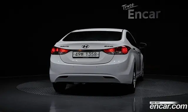 Hyundai Avante 2012 1.6 автомат (гидро), миниатюра 4