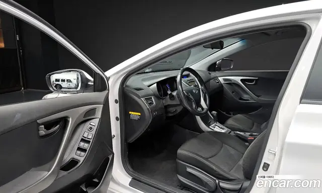 Hyundai Avante 2012 1.6 автомат (гидро), миниатюра 10