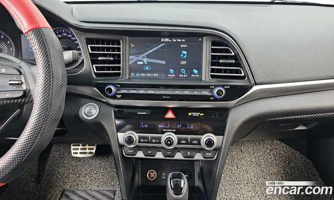 Hyundai Avante 2019 1.6 автомат (гидро), фото 14