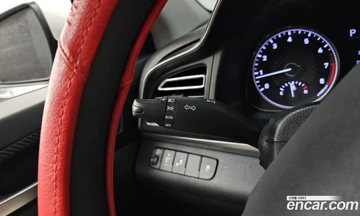 Hyundai Avante 2019 1.6 автомат (гидро), фото 19