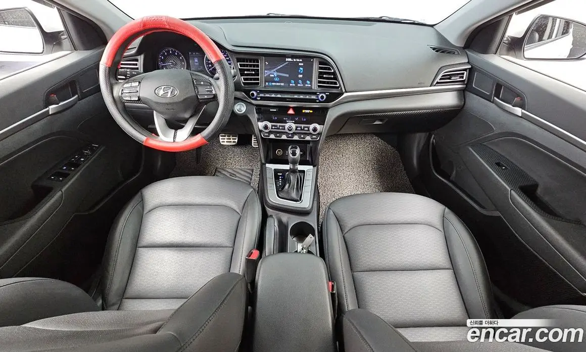 Hyundai Avante 2019 1.6 автомат (гидро), фото 7