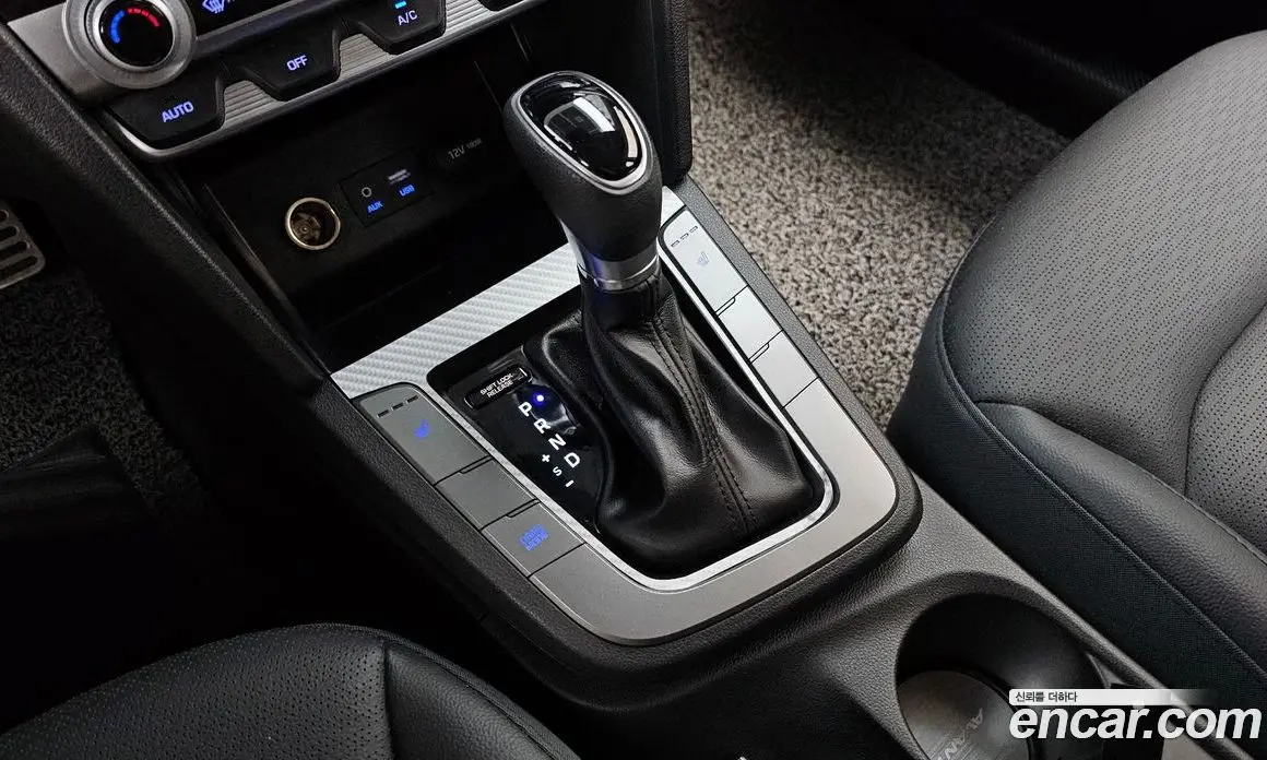 Hyundai Avante 2019 1.6 автомат (гидро), фото 9