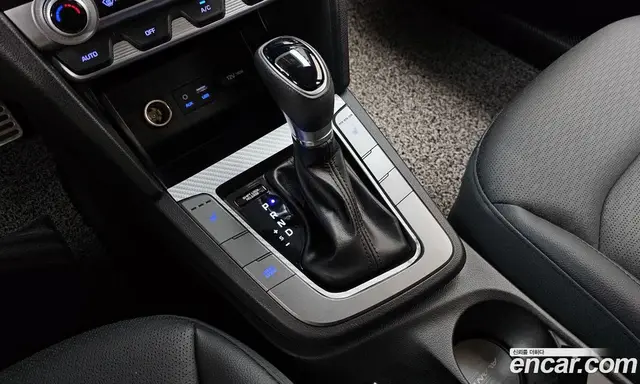 Hyundai Avante 2019 1.6 автомат (гидро), миниатюра 9