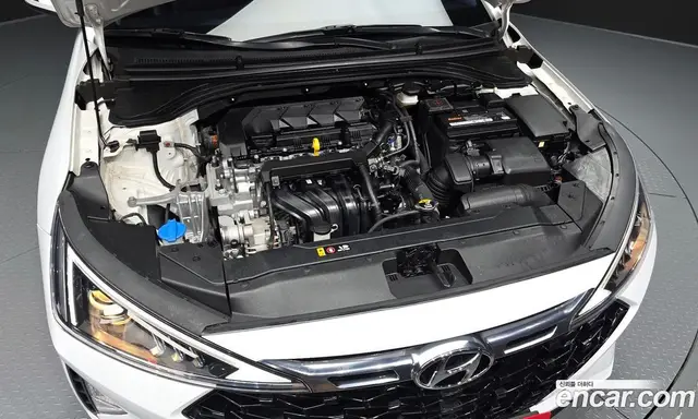 Hyundai Avante 2019 1.6 автомат (гидро), миниатюра 6