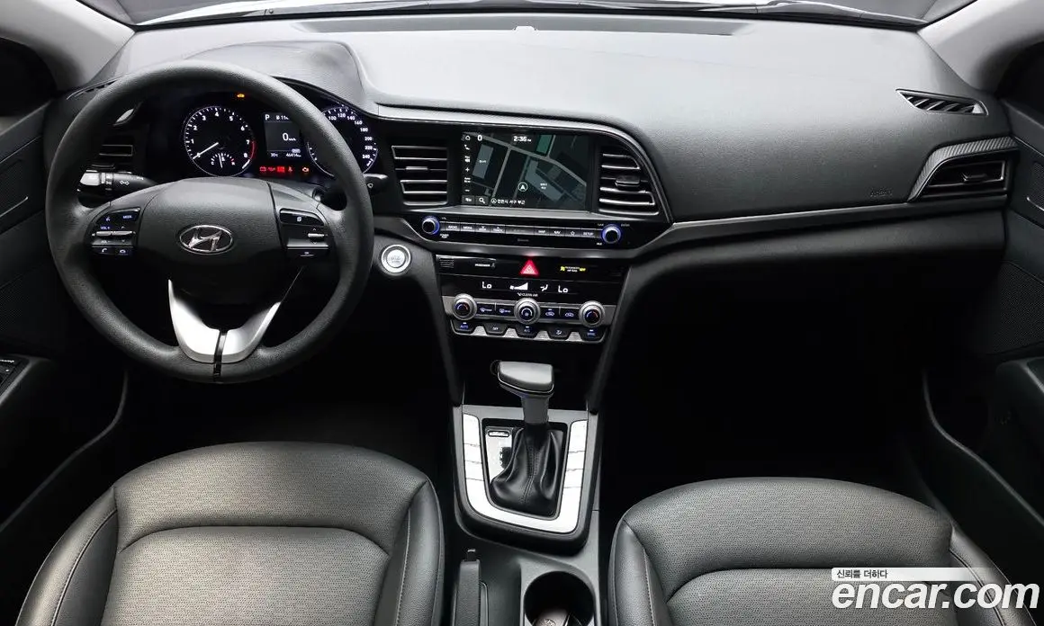 Hyundai Avante 2019 1.6 автомат (гидро), фото 10