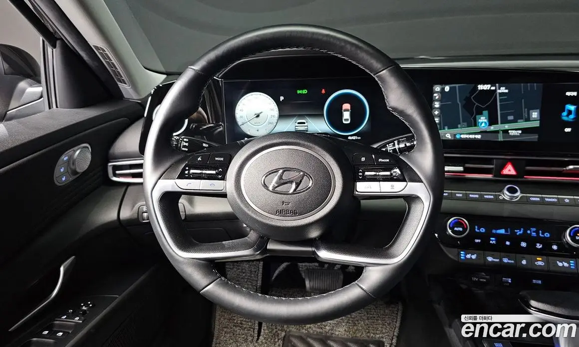Hyundai Avante 2021 1.6 автомат (гидро), фото 18