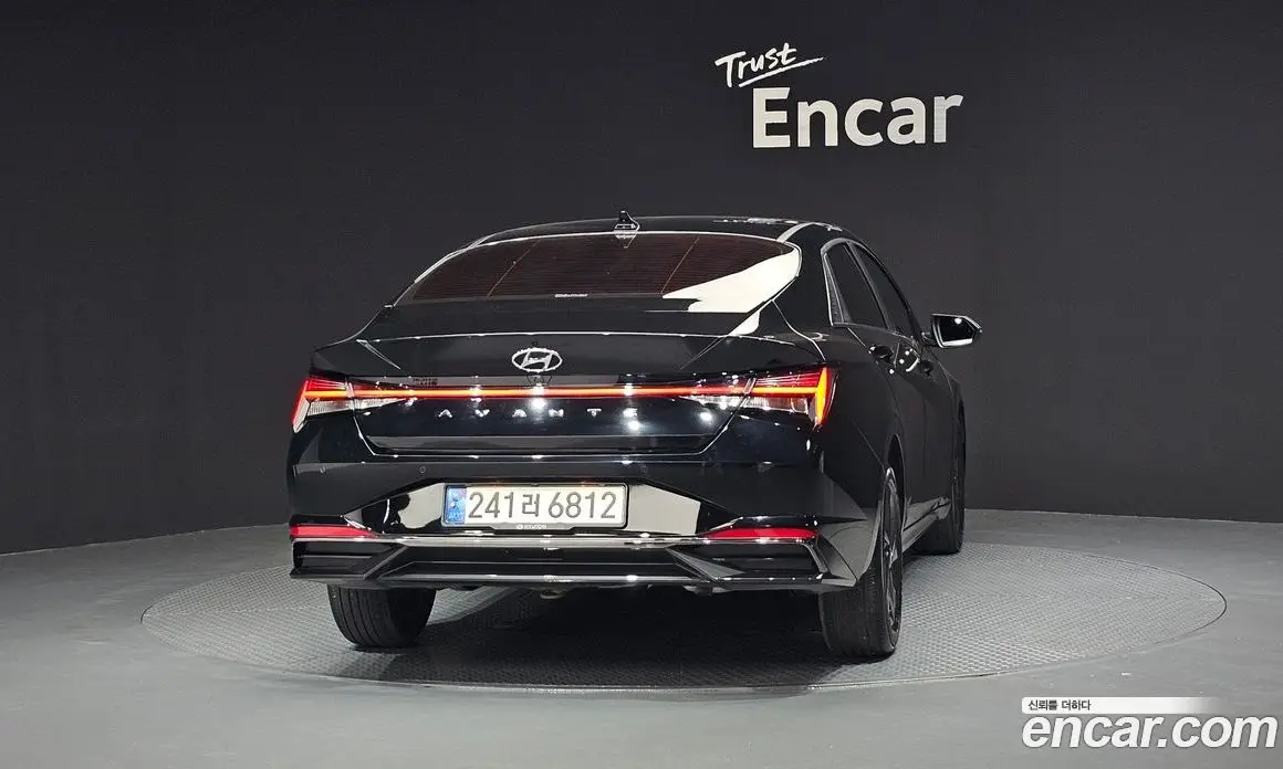 Hyundai Avante 2021 1.6 автомат (гидро), фото 4