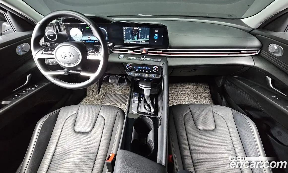 Hyundai Avante 2021 1.6 автомат (гидро), фото 10