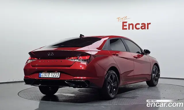 Hyundai Avante 2023 1.6 автомат (гидро), миниатюра 2