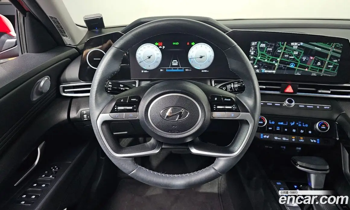 Hyundai Avante 2023 1.6 автомат (гидро), фото 19