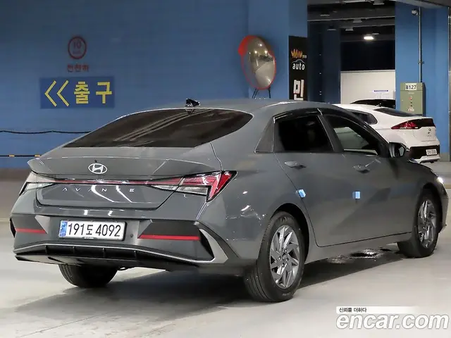 Hyundai Avante 2024 1.6 автомат (гидро), миниатюра 2