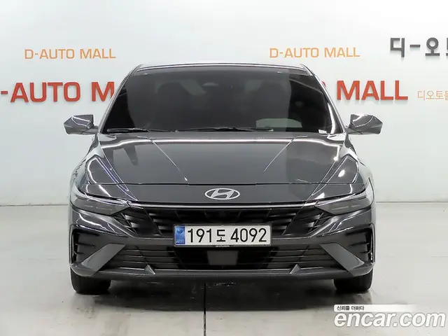 Hyundai Avante 2024 1.6 автомат (гидро), миниатюра 3