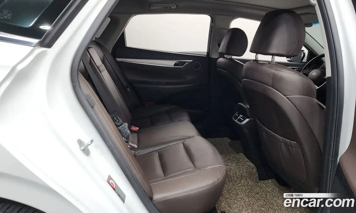 Hyundai Grandeur 2021 2.5 автомат (гидро), фото 17