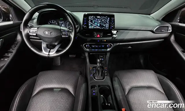 Hyundai i30 2016 1.4 автомат (гидро), миниатюра 7