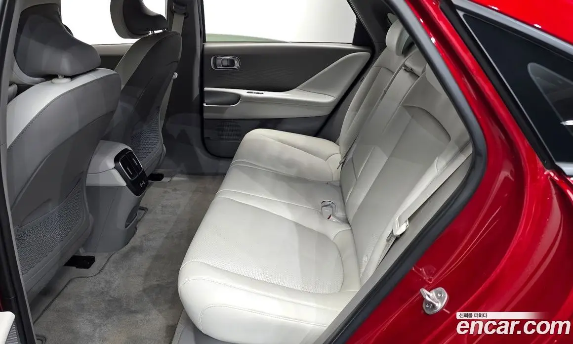 Hyundai Ioniq 6 2023 0.1 автомат (гидро), фото 16