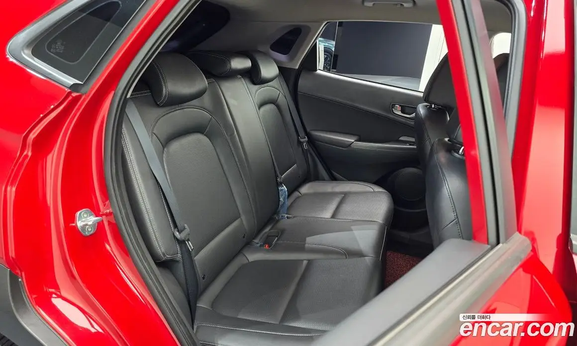 Hyundai Kona 2018 1.6 автомат (гидро), фото 16