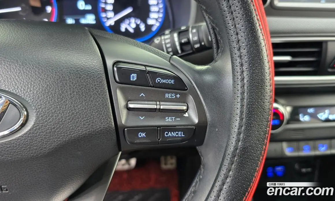 Hyundai Kona 2018 1.6 автомат (гидро), фото 25