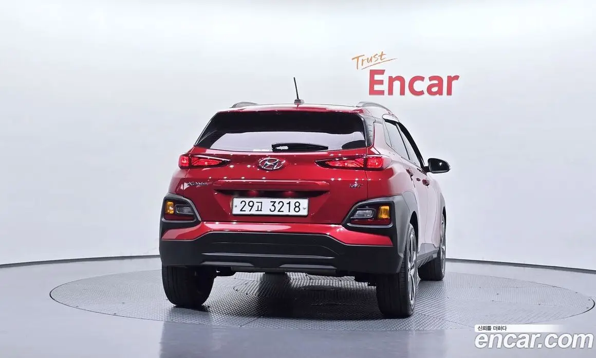 Hyundai Kona 2018 1.6 автомат (гидро), фото 4
