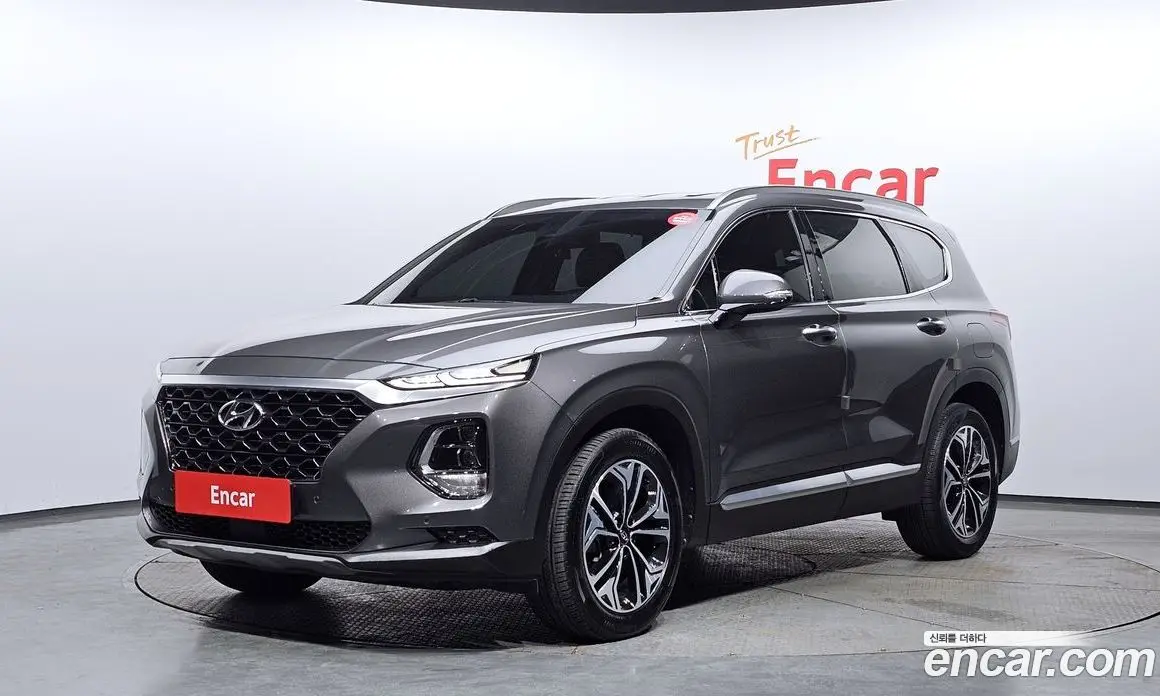 Hyundai Santa Fe 2019 2.0 автомат (гидро), фото 1 Hyundai Santa Fe 2019 2.0 автомат (гидро), фото 1