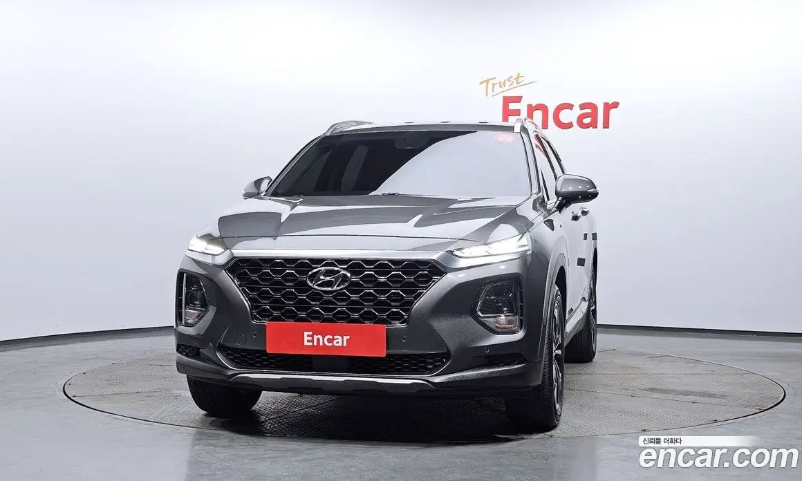 Hyundai Santa Fe 2019 2.0 автомат (гидро), фото 3 Hyundai Santa Fe 2019 2.0 автомат (гидро), фото 3