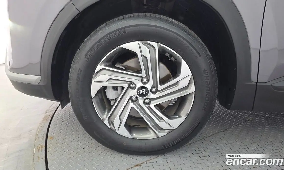 Hyundai Santa Fe 2021 2.2 автомат (гидро), фото 5