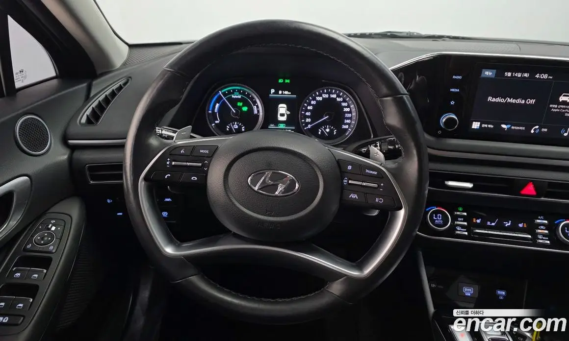 Hyundai Sonata 2023 2.0 автомат (гидро), фото 13