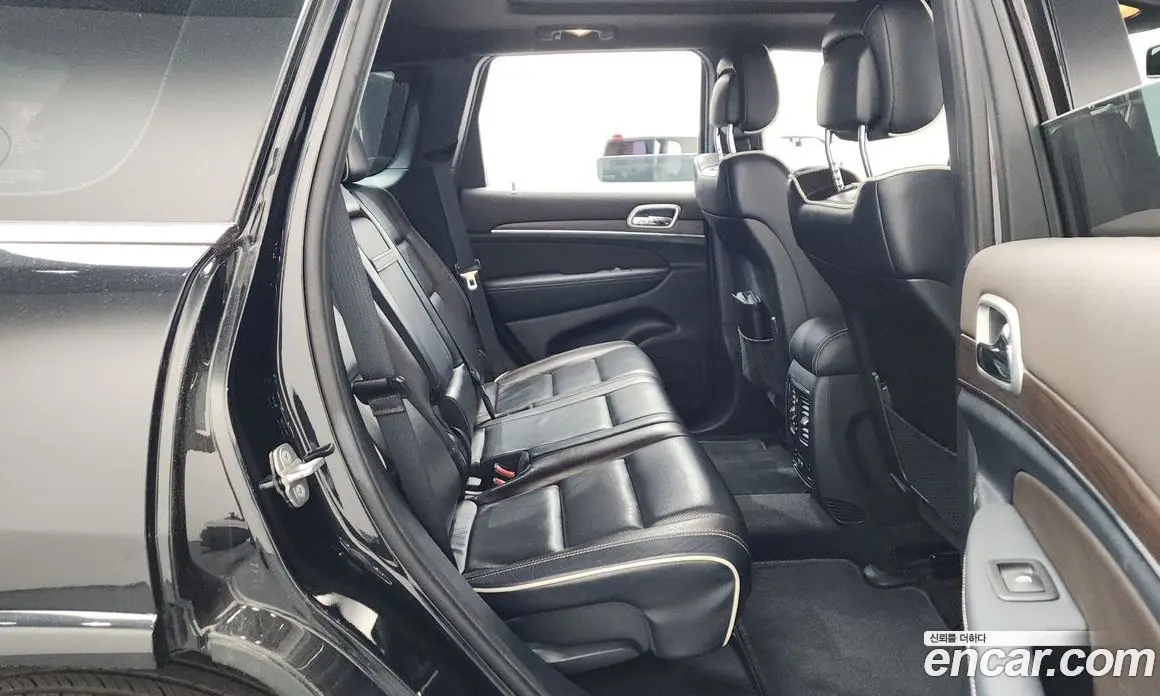 Jeep Cherokee 2013 3.0 автомат (гидро), фото 11