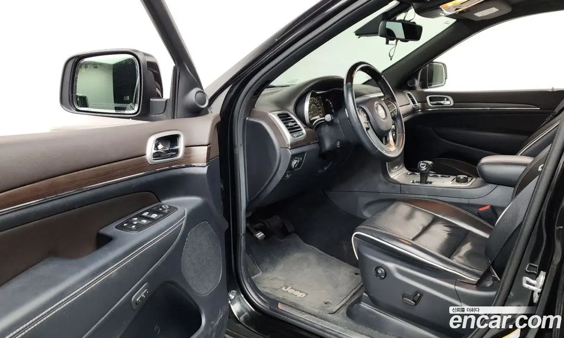 Jeep Cherokee 2013 3.0 автомат (гидро), фото 10