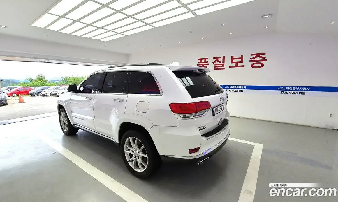 Jeep Cherokee 2015 3.0 автомат (гидро), фото 5