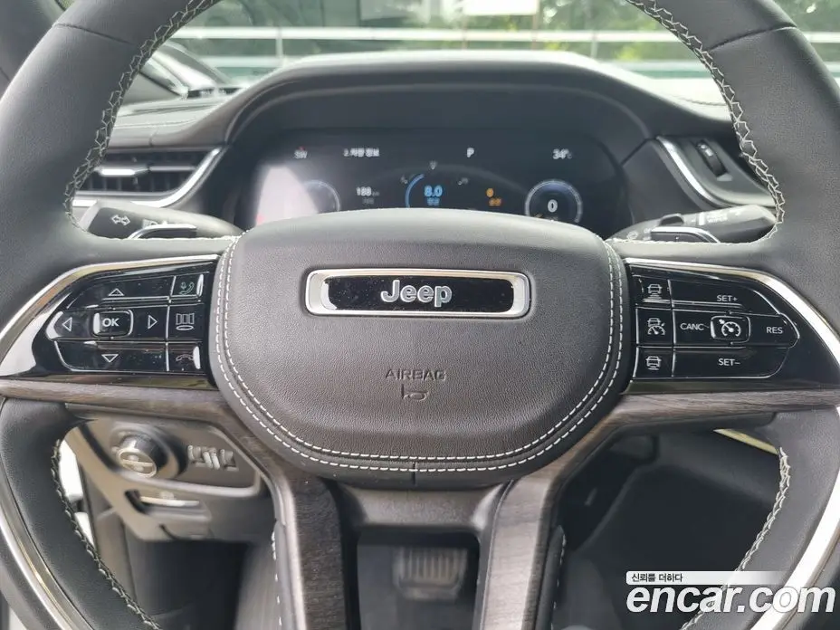 Jeep Cherokee 2023 3.6 автомат (гидро), фото 8
