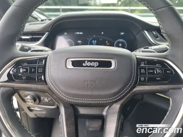 Jeep Cherokee 2023 3.6 автомат (гидро), миниатюра 8