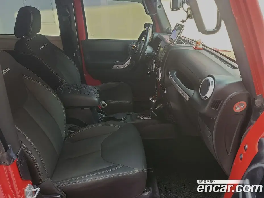 Jeep Wrangler 2014 2.8 автомат (гидро), фото 11 Jeep Wrangler 2014 2.8 автомат (гидро), фото 11