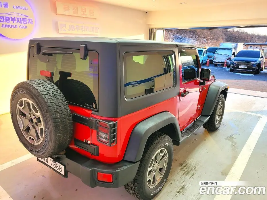 Jeep Wrangler 2014 2.8 автомат (гидро), фото 9 Jeep Wrangler 2014 2.8 автомат (гидро), фото 9
