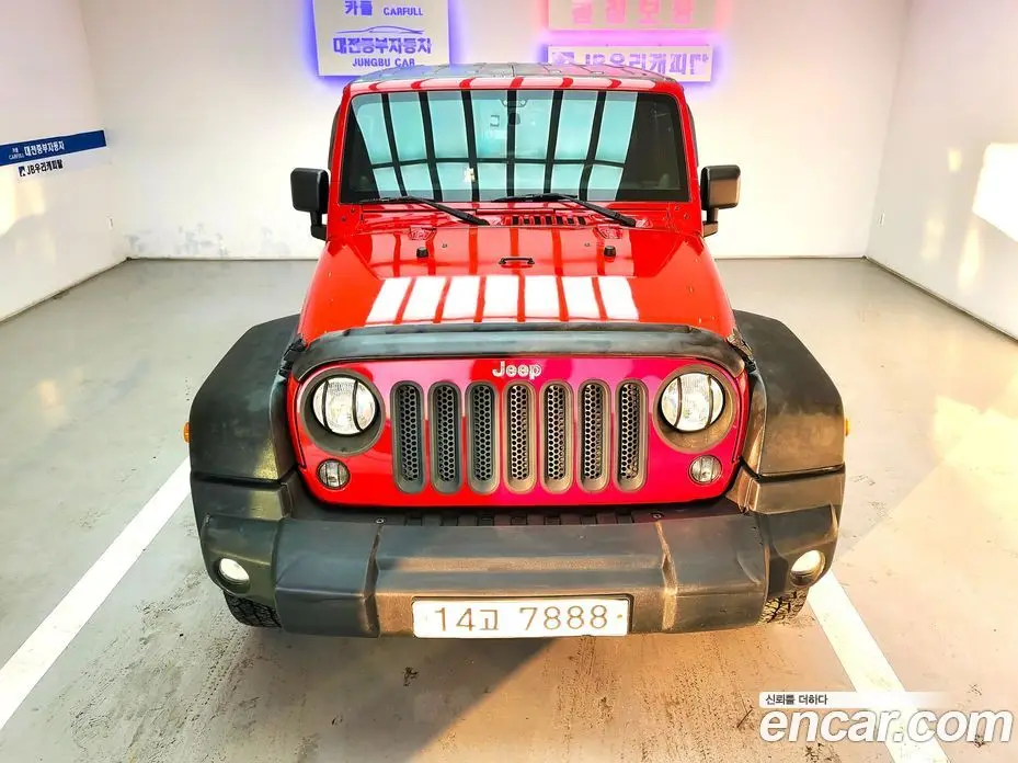 Jeep Wrangler 2014 2.8 автомат (гидро), фото 10 Jeep Wrangler 2014 2.8 автомат (гидро), фото 10