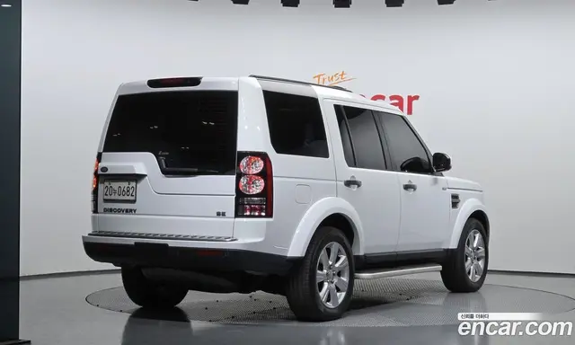 Land Rover Discovery 2016 3.0 автомат (гидро), миниатюра 2