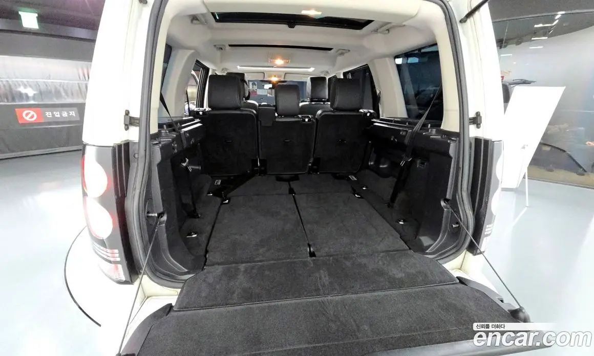 Land Rover Discovery 2016 3.0 автомат (гидро), фото 20