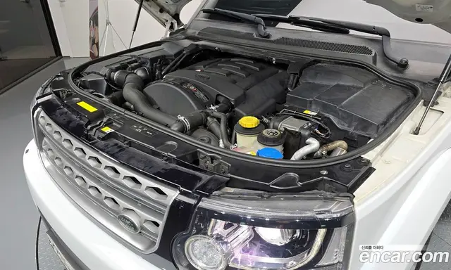 Land Rover Discovery 2016 3.0 автомат (гидро), миниатюра 6