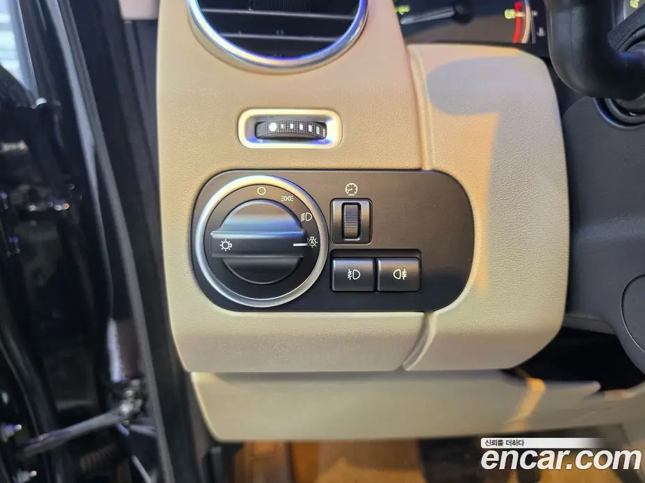 Land Rover Discovery 2016 3.0 автомат (гидро), фото 13
