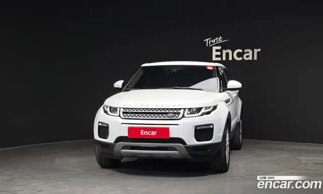 Land Rover Range Rover Evoque 2018 2.0 автомат (гидро), миниатюра 3 Land Rover Range Rover Evoque 2018 2.0 автомат (гидро), миниатюра 3