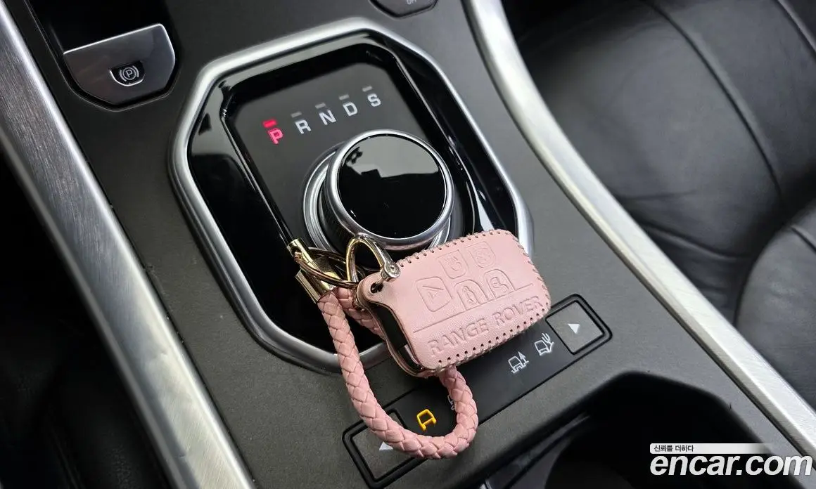 Land Rover Range Rover Evoque 2018 2.0 автомат (гидро), фото 9 Land Rover Range Rover Evoque 2018 2.0 автомат (гидро), фото 9
