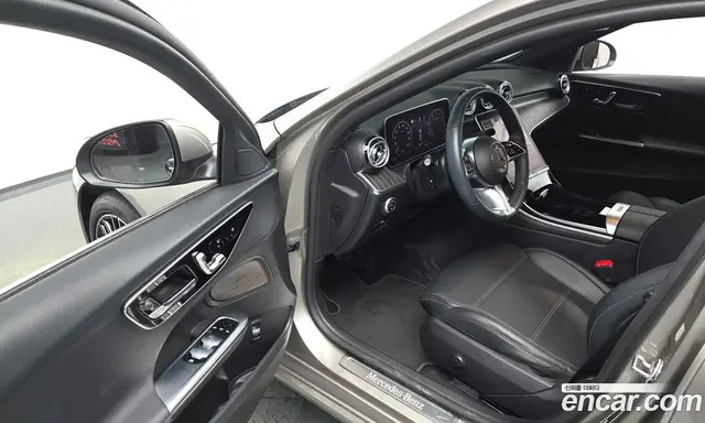 Mercedes-Benz C-Class 2022 2.0 автомат (гидро), миниатюра 12