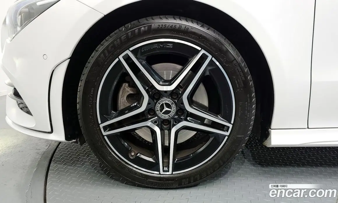 Mercedes-Benz CLA-Class 2023 2.0 автомат (гидро), фото 5 Mercedes-Benz CLA-Class 2023 2.0 автомат (гидро), фото 5