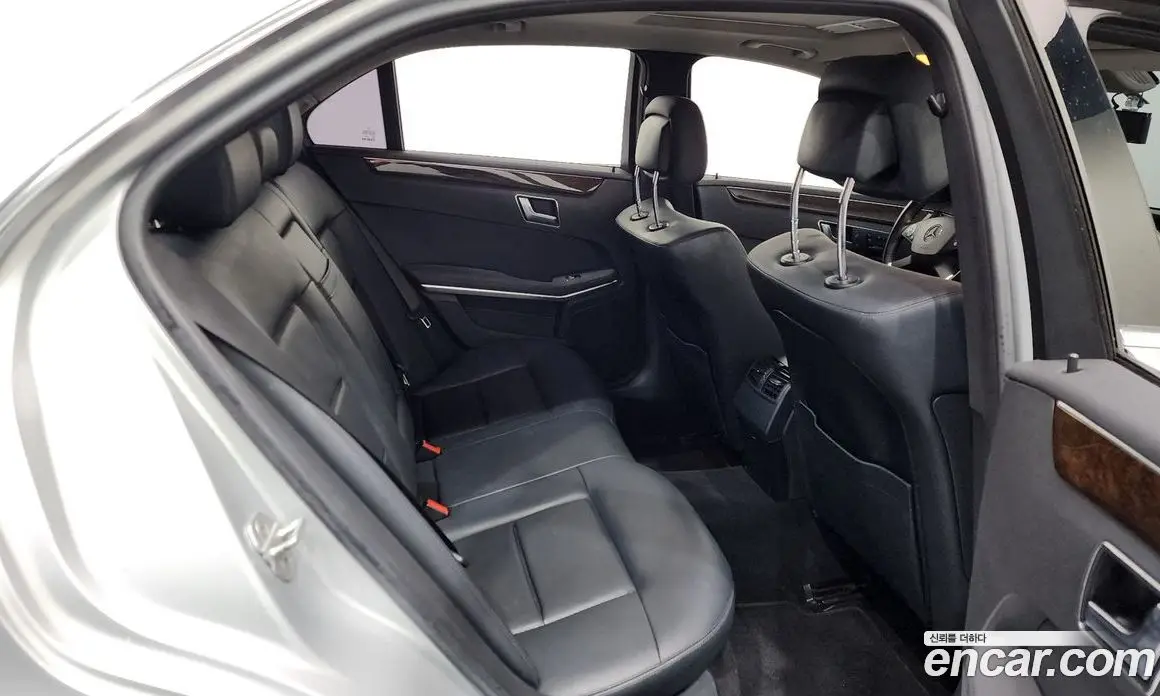 Mercedes-Benz E-Class 2012 1.8 автомат (гидро), фото 11