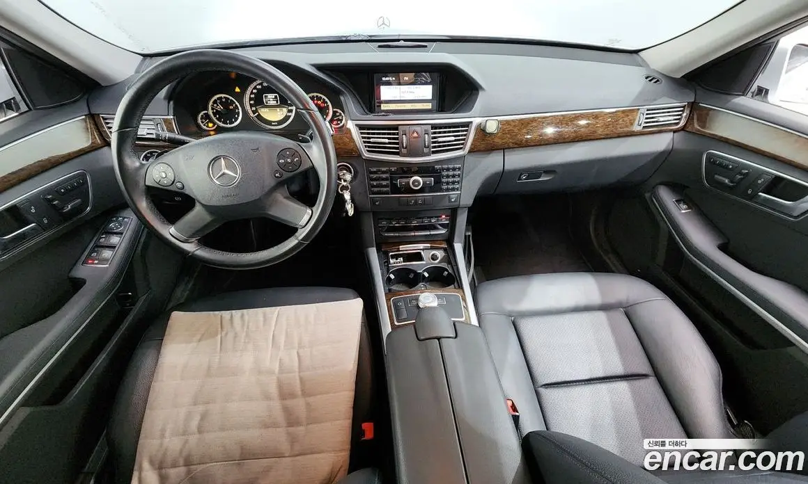 Mercedes-Benz E-Class 2012 1.8 автомат (гидро), фото 7