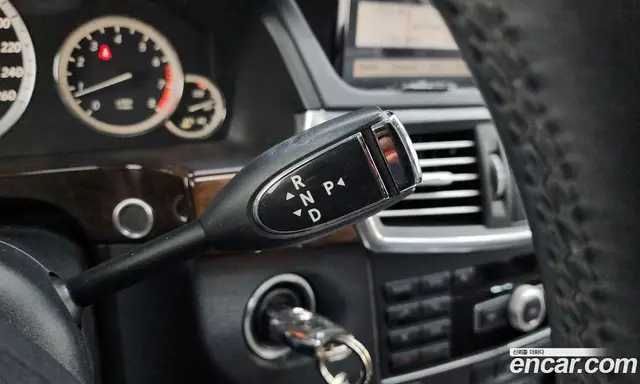 Mercedes-Benz E-Class 2012 1.8 автомат (гидро), миниатюра 9